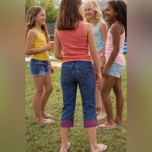 Levi's Capri Blue Jeans Cuffed Juniors Size Cotton Blend NEW WITH TAGS